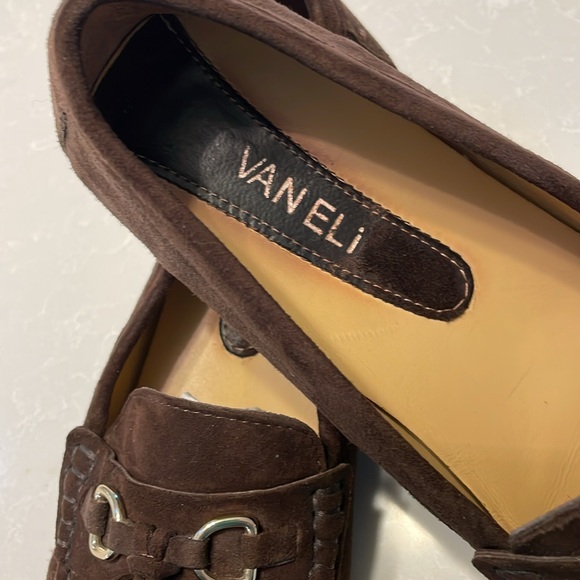 Vaneli suede driving shoes size 8 - Picture 2 of 4